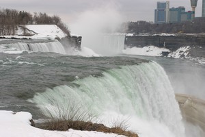 Okadka Albumu:  Niagara od strony ameryka&ntilde;skiej