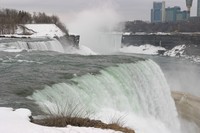 Wodospady Amerykaskie. Ta odnoga Niagary znajduje si w caoci na terytorium USA