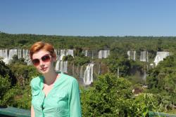 Wodospady Iguazu na rzece o tej samej nazwie...